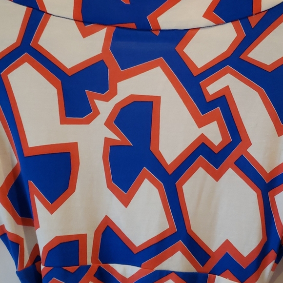 DIANE VON FURSTENBERG Silk Toby Wrap Dress sz 2 - Picture 4 of 8